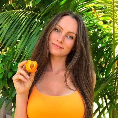 Peyton Elroy, GG33 reader